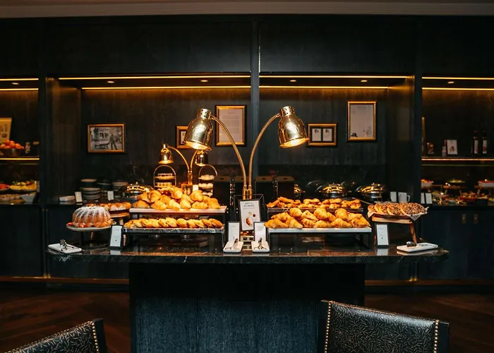 Готель Hilton Vienna Plaza