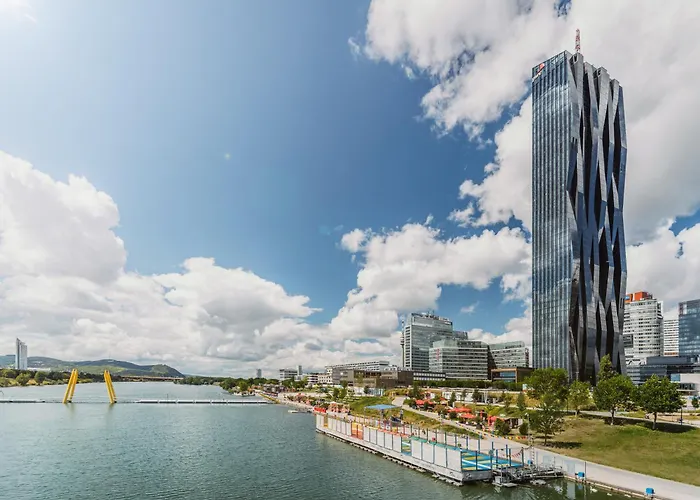 Melia ViennaГотель